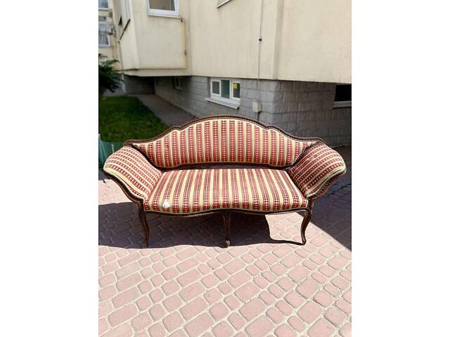 Антикварна софа, диван. Під реставрацію ! Оригінагість в тому, що знімається спинка, що може бути і як диван і як софа-банкета. - Фото 6
