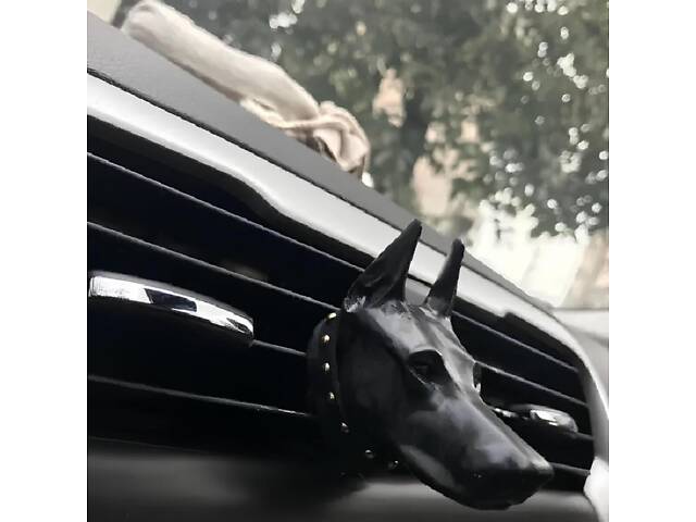 Ароматизатор для автомобіля Доберман RESTEQ чорний — стильний освіжувач повітря та декоративний елемент для салону авто - Фото 3