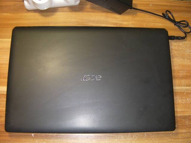 Acer Aspire 7560 Глянцевий 17.3' HD+ LED AMD А6-3400М 4x1.40ГГц-2.30ГГц 8ГБ/500ГБ Рoбоча Батарея Новий 96Вт Б/Ж з США #1 - Фото 9