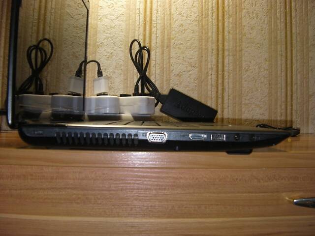 Acer Aspire 7560 Глянцевий 17.3' HD+ LED AMD А6-3400М 4x1.40ГГц-2.30ГГц 8ГБ/500ГБ Рoбоча Батарея Новий 96Вт Б/Ж з США #1 - Фото 13