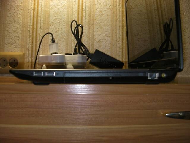 Acer Aspire 7560 Глянцевий 17.3' HD+ LED AMD А6-3400М 4x1.40ГГц-2.30ГГц 8ГБ/500ГБ Рoбоча Батарея Новий 96Вт Б/Ж з США #1 - Фото 14