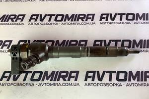 Форсунка паливна Audi A4 B8 2.0 TDI 2007-2015 03L130277Q