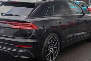 AUDI Q8 SQ8 RSQ8 4M8 S-LINE ДВЕРИ ПЕРЕДНЫЕ ПРАВИ