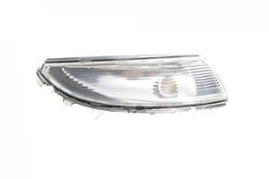 AUTOTECHTEILE 503 0535 Повторювач повороту на дзеркало Renault Clio 12- (R)