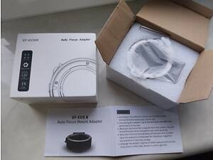 Автофокусний перехідник з Canon R/R6/R7/R10 на EF-EFS