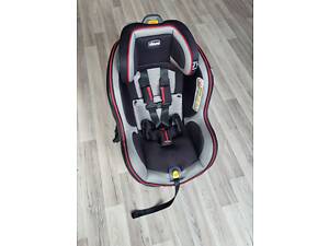 Автокрісло Chicco Next Fit (вживане)