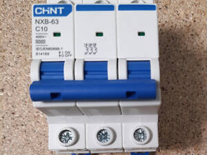 Автоматичний вимикач Chint NXB-63 C10.Автомат на 10 ампер трехполюсный.