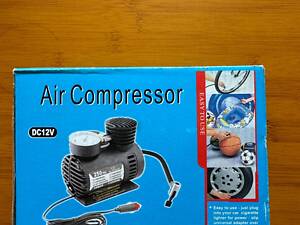 Автомобильный Компрессор для подкачки колес Air Compressor 250 psi с манометром + набор игл, насос 12V