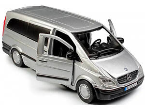 Автомодель Mercedes Benz Vito 18-43028 Burago 1:32 серый