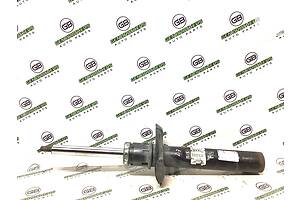 Амортизатор передній правий Volkswagen Passat B7 USA 561413031K б/у