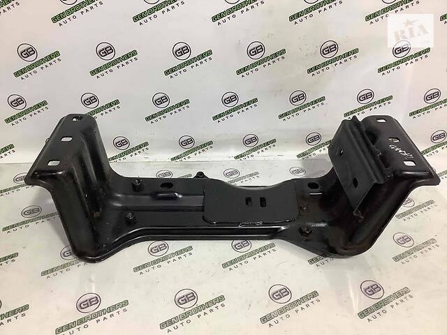 б/у Кронштейн КПП Jeep Grand Cherokee 10-14 2011 52124631AC