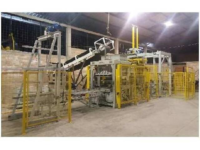 Б/У Автоматична вібропресувальна лінія Poyatos Prima L з БСУ (Іспанія). Не була у роботі, нова. - Фото 1