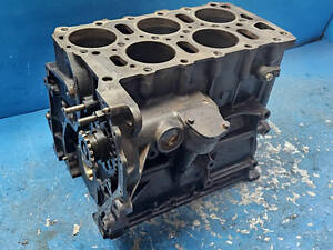 Б/у Блок двигателя для Volkswagen PASSAT B5 1996-2000 2.3 VR5 AGZ