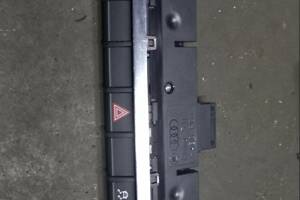 Б/У Блок кнопок Audi A3 8V0925301AKNV6