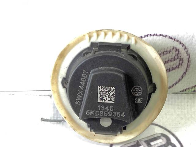 б/у Датчик удара (Airbag) боковой Volkswagen Passat B7 USA 5K0959354