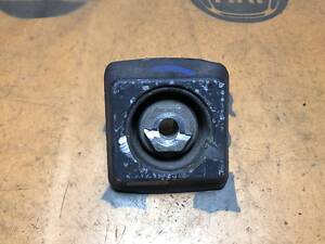 Подержанный Демпфер редуктора в балку заднего моста справа MERCEDES-BENZ C-CLASS W204 A2043500472