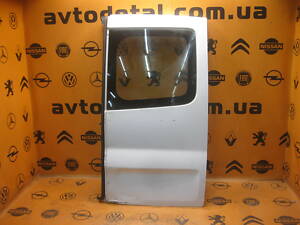 Б/У Дверь задняя правая под стекло RENAULT TRAFIC Opel Vivaro, Nissan Primastar 7751472225