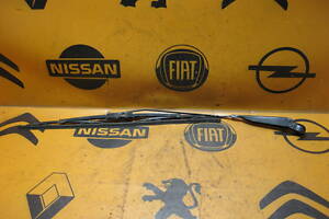 Подержанный дворник передний правый RENAULT KANGOO 8200158096