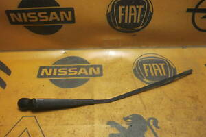 Подержанный дворник передний правый RENAULT KANGOO 8200158096