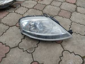 Б/у фара правая 9682672980 для Citroen C3 1.4 HDI 2002-2009