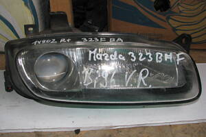 Б/у фара п Mazda 323F BA 1994-1998 -арт№14902-