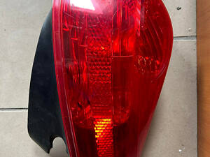 Б/у фонарь левый задний для Peugeot 308 хечбек поврежден