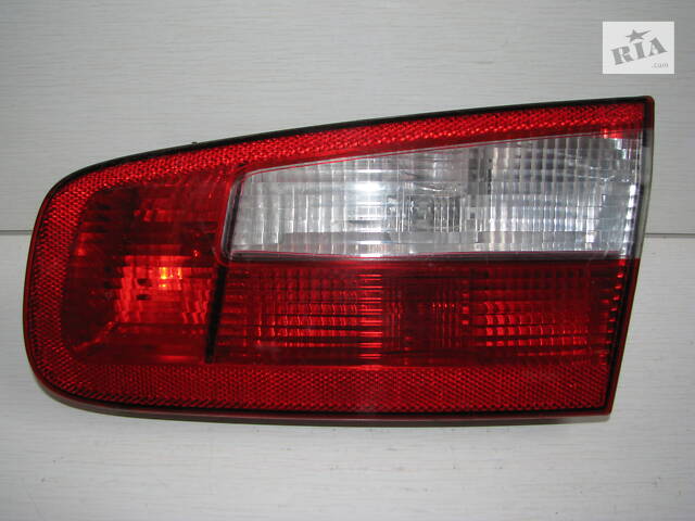 Б/у фонарь задний крыш. баг. п Renault Laguna II хб 2001-2005, 8200002476, VALEO 2346 -арт№15331-