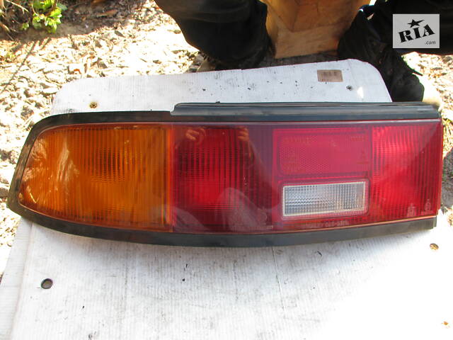 Б/у фонарь задний левый/правый Mazda 323F BG 1989-1994, STANLEY 043-1321 -арт№1278-