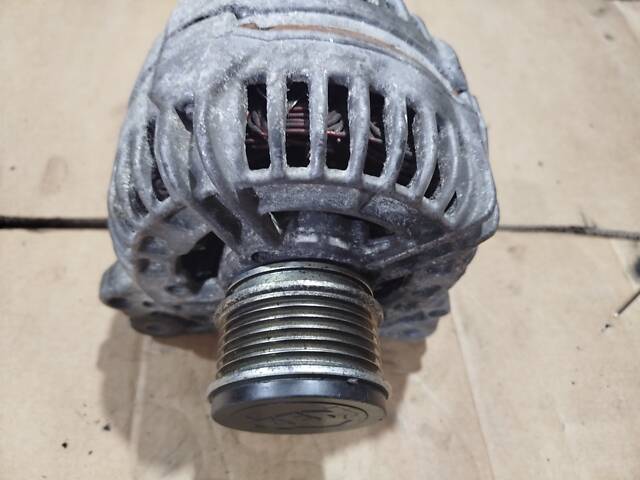 Б/у генератор/щетки для Volkswagen Caddy 1.6, 1.6TDI, 1.9TDI, 2.0, 2.0TDI, 2.0SDI 140A 2004-... 06F903023F - Фото 1