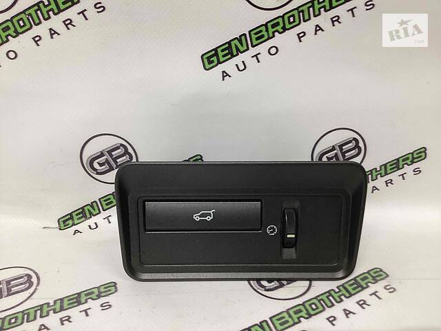 б/у Кнопка открытия багажника Land Rover Range Rover Evoque L538 2013 LR025943