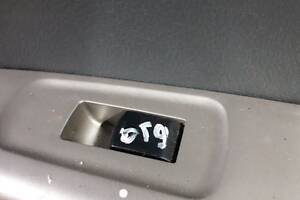 Б/У Кнопка стеклоподъемника задняя правая Subaru Impreza 83071FE230