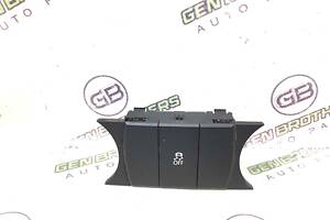 б/у Кнопка включения ESP Volkswagen Touareg 2013 7P6927127