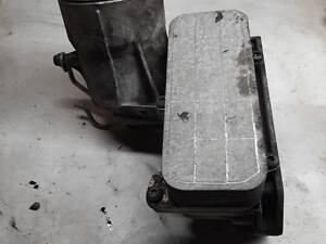 Б/у Корпус масляного філтра 070115389E Volkswagen Transporter/ Фольксваген Транспортер