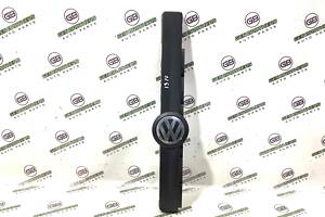 Кришка двигуна декоративна Volkswagen Touareg 2013 7P6971797