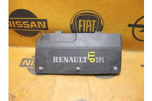 Уживані Накладка двигуна декоративна 1.9 RENAULT SCENIC I MEGANE 8076044