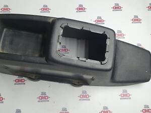 б/у Накладка кулисы переключения КПП (черная) Nissan Interstar 1998-2003 8200114372