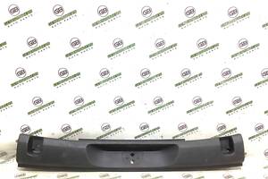 Накладка петлі кришки багажника Jeep Cherokee KL 14-18 2014 1UD14TRMAB