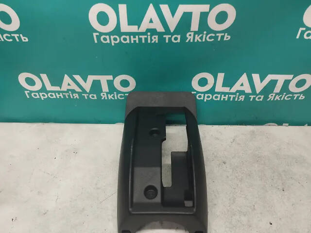Б/у Накладка рульової колонкі нижня. Chevrolet Bolt на Chevrolet Bolt EV 2017-2021 - Фото 2