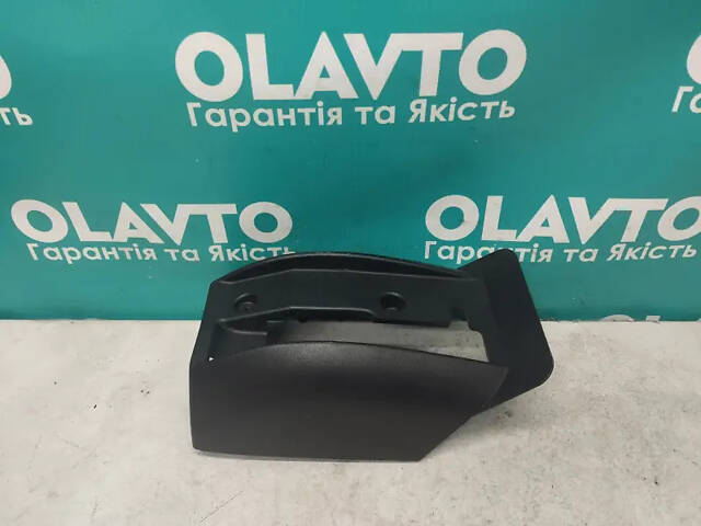 Б/у Накладка рульової колонкі нижня. Chevrolet Bolt на Chevrolet Bolt EV 2017-2021 - Фото 3