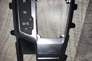 Б/У Накладка в салоне  Audi A4  8W1713111C MNC