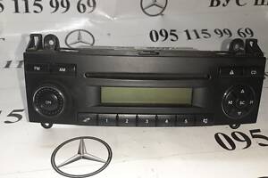 Б/у радіо CD 9068200686 Volkswagen Crafter 30-35/ Фольксваген Крафтер