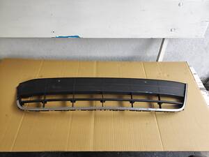 б/у решетка переднего бампера Vw Tiguan 2012-2016 год 5N0853677G 5N0853677E 5N0853671 5N0853671A 5N0853671B Дефектная !