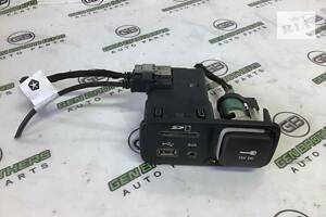 Розетка Usb, роз'єм Jeep Cherokee KL 14-18 2014 68146070ad