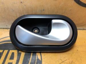 Б/У Ручка двери правой внутренняя RENAULT LOGAN DUSTER SANDERO 8200733847