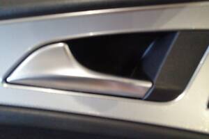 Б/У Ручка двери внутренняя задняя левая Audi A6 4G0839019 4PK