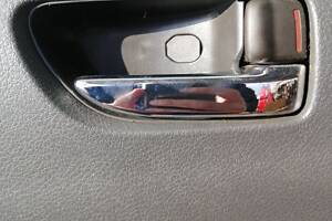Б/У Ручка двери внутренняя задняя правая Subaru Impreza 61051FG020JG