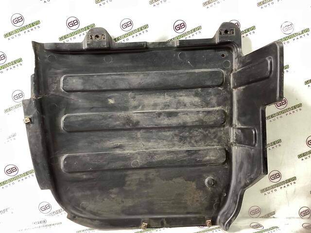 Защита днища кузова Volkswagen Passat B7 USA 561825205 б/у