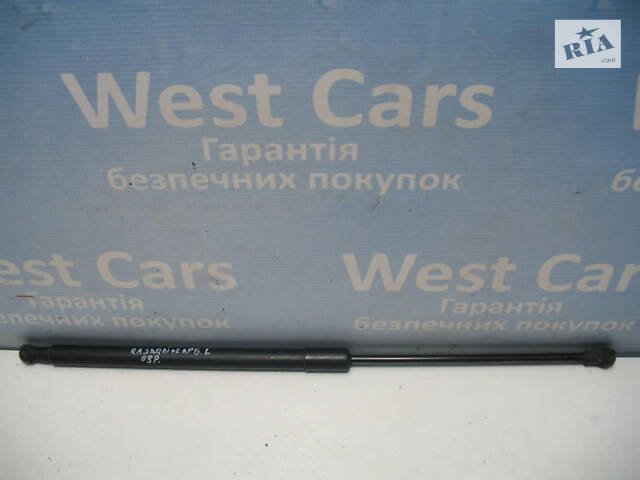 Б/в Амортизатор кришки багажника лівий/правий на Nissan Qashqai+2. Купуй найкраще! 2007-2013