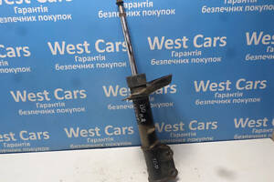 Б/в Амортизатор передній правий 1.6D на Hyundai i30 2007-2012