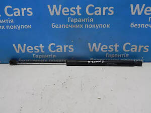 Б/в Амортизатор кришки багажника на Mercedes-Benz B-Class 2005-2010